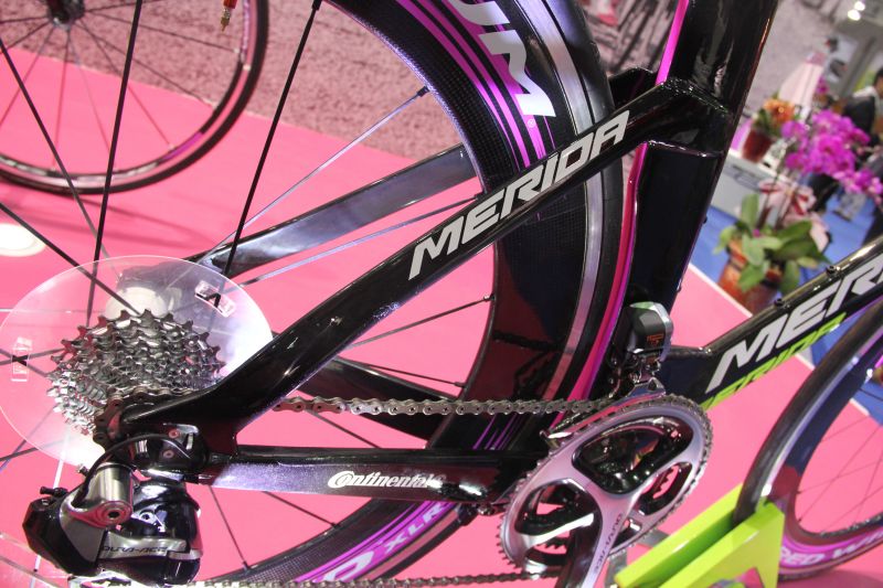 一级职业车队team lampre merida(美利达.蓝波车队)主力选手车.