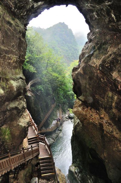 神农架-天生桥风景区.图/许守涌提供