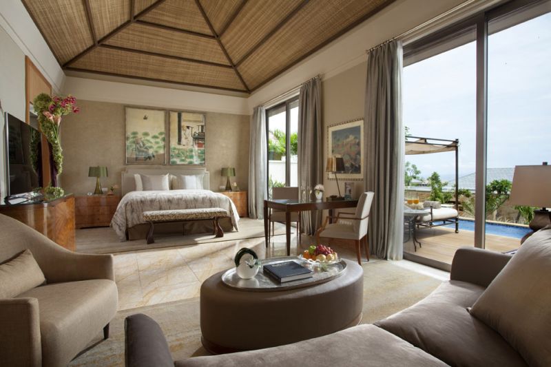 Family Villa - Master Bedroom。