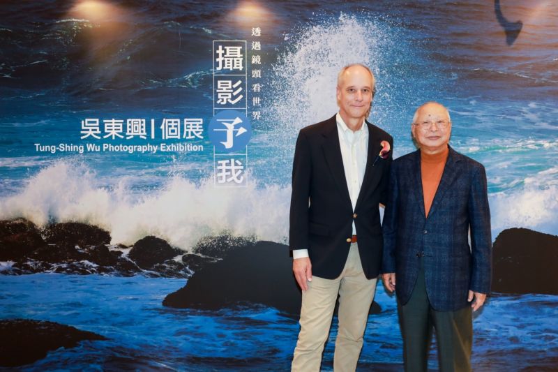空拍大師-喬治.史坦梅茲與攝影名家-吳東興/圖 新光三越提供