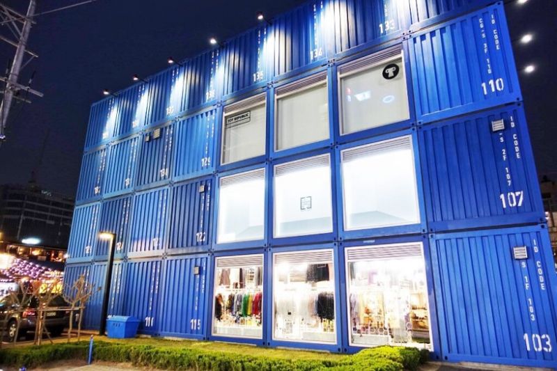 建大站-COMMON GROUND藍色貨櫃屋