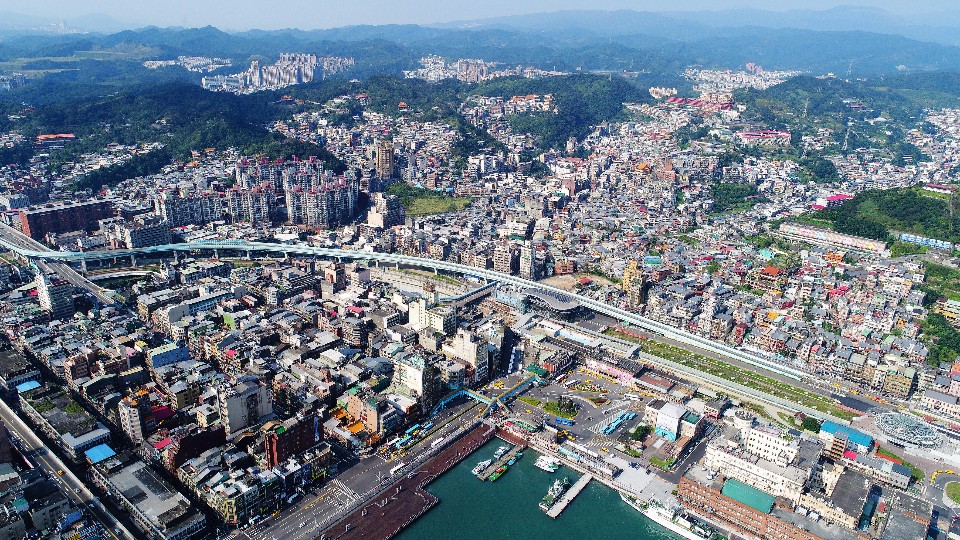 基隆在都市發展與交通建設中找出平衡,務實考慮各個面向來改變基隆。