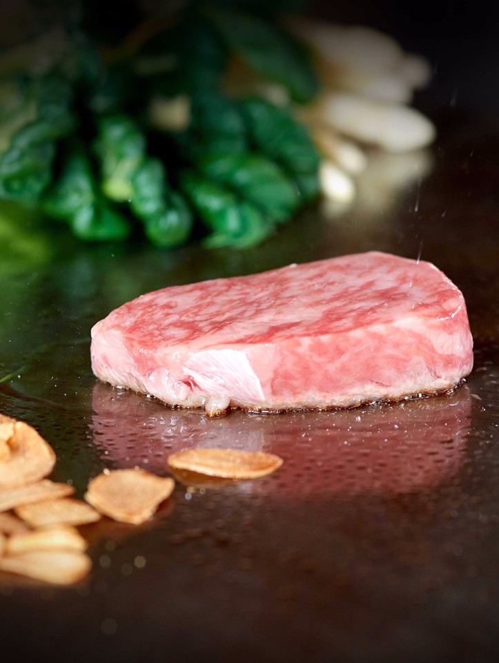 台北美福晴山日本料理-神戶牛鐵板燒。