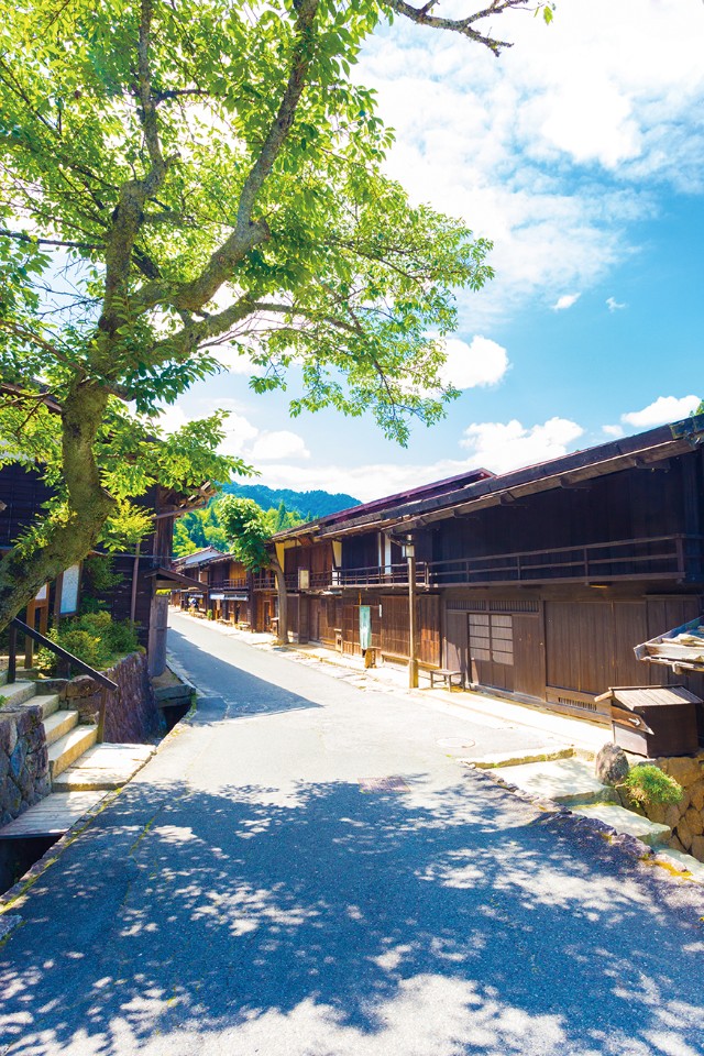 雖然遊客漸多,但是在平日清早,大可享受這片寧靜無人的江戶時代風景。(Photo│123RF)