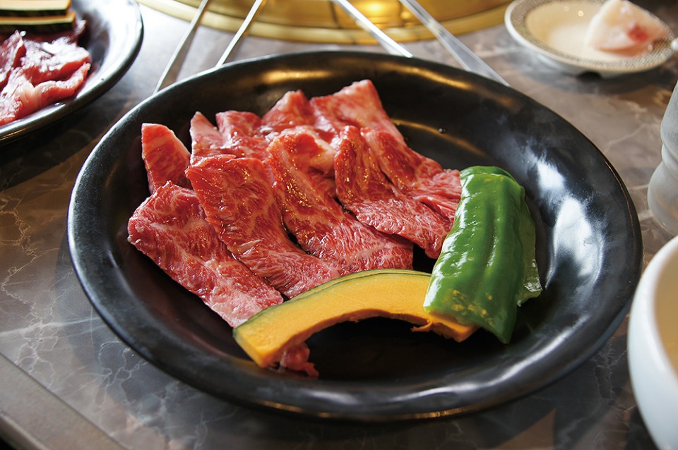 沖繩吃燒肉 喝啤酒 三個肉食族的狂歡首選