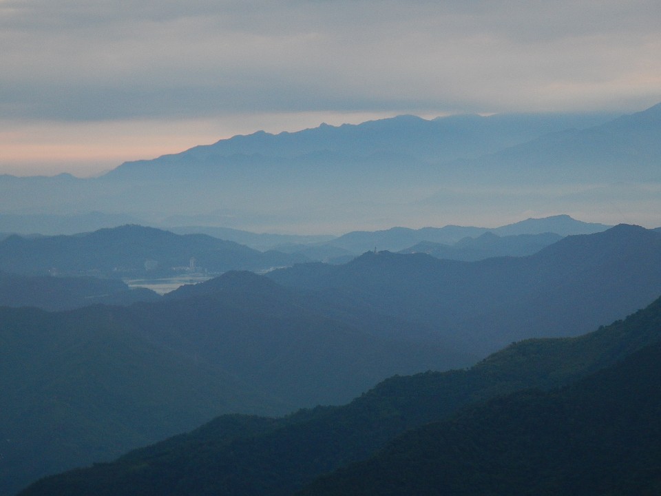 西巒大山-人倫林道路況