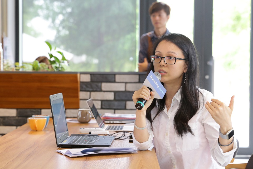 人物專訪/Booking.com 公布「台灣旅客偏好調查」 輕旅行方式風潮正流行