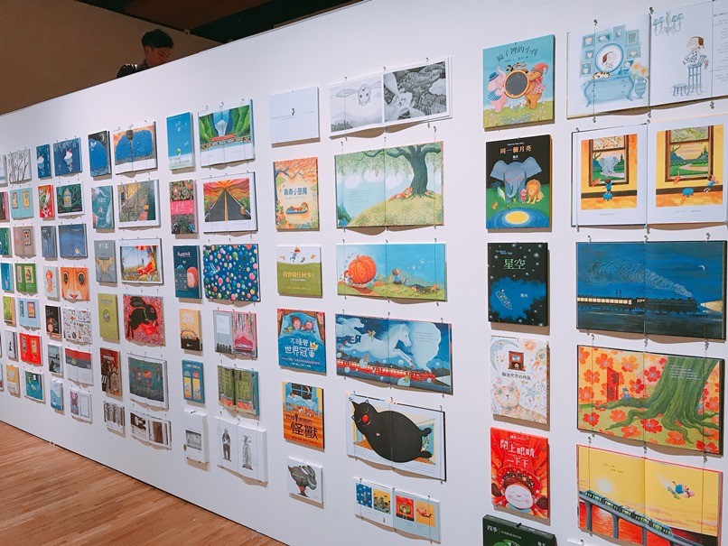 幾米創作20週年X 四城市聯展 俏皮雕塑‧療癒油畫作品首度曝光!
