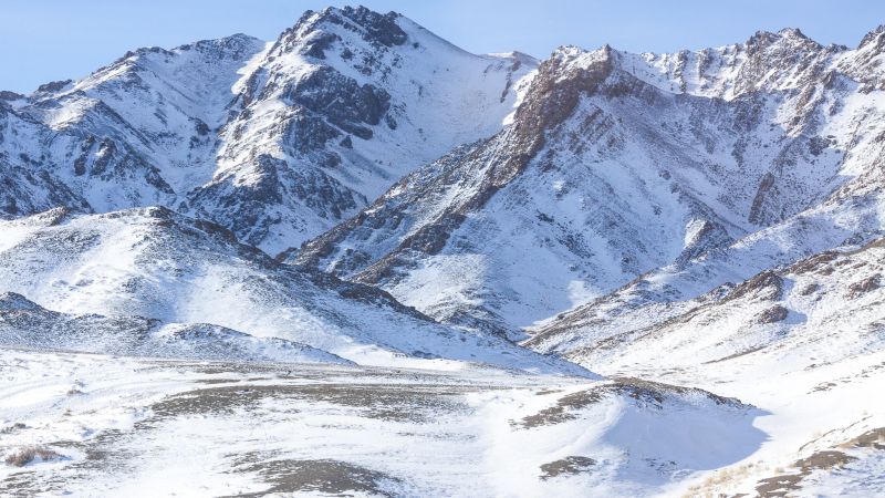 新疆天山山脉雪景-江布拉克,木鄯公路