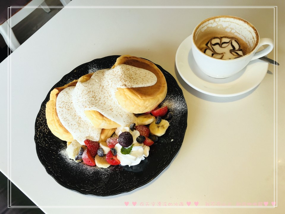 【新竹竹北餐廳下午茶】Jack Pan Cafe 夢幻歐風中享受好吃的舒芙蕾+咖啡超享受