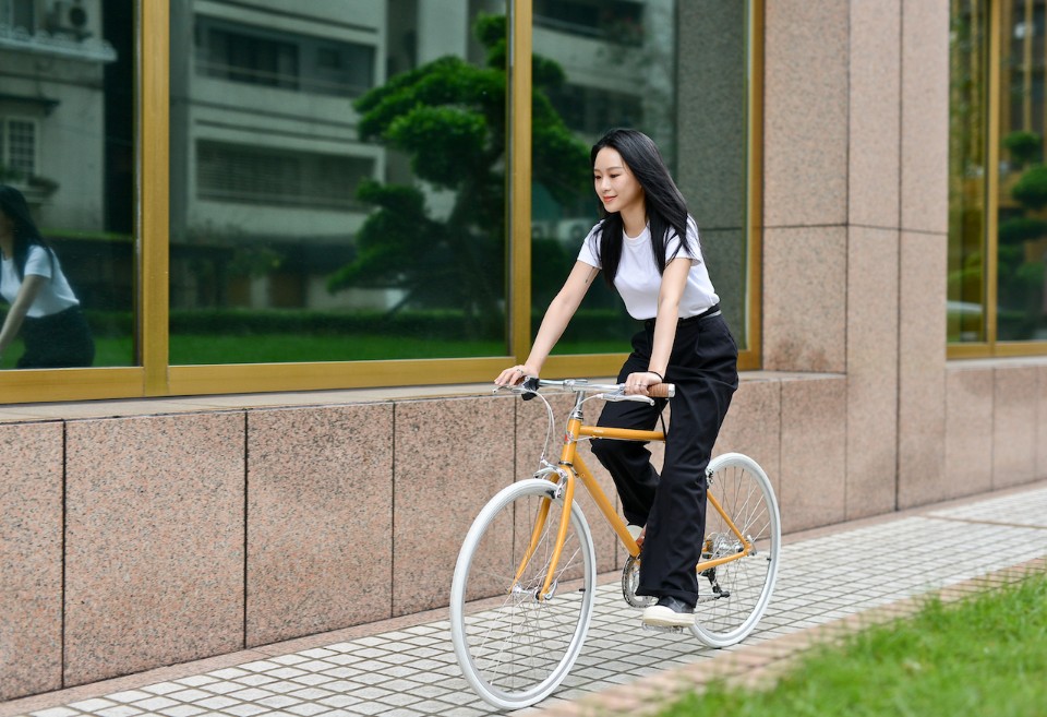 城市單車女孩上路不狼狽 高回頭率六大秘訣
