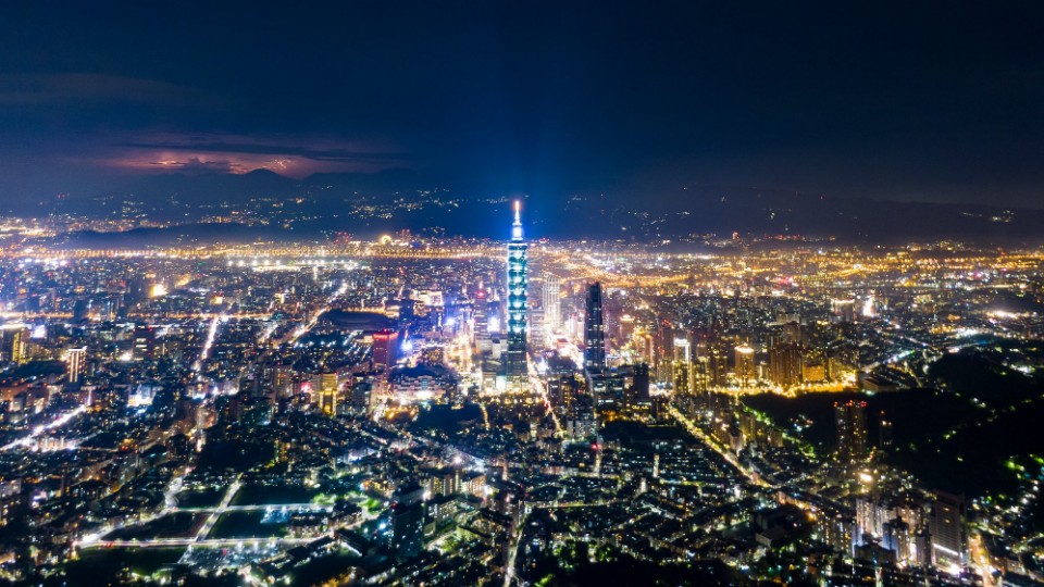 把握時間夜拍! 民航局原預計7月納管無人機將延至109年3月(無人機規範法規重點懶人包)