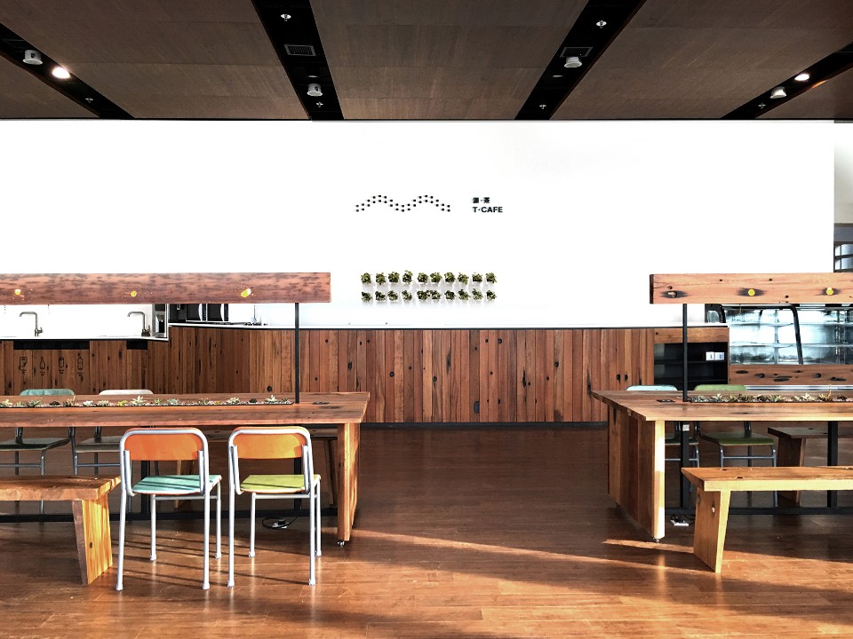 LAAB建築事務所作品「T.CAFÉ 《源.茶》」