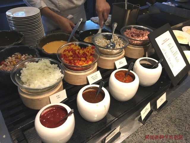 《花蓮》太魯閣晶英酒店 徜徉在山谷間的泳池裡抒放心靈 美食佳餚吃到飽