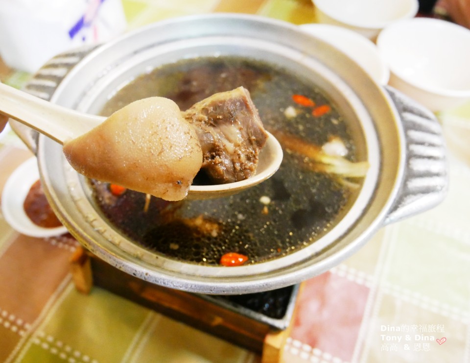 【宜蘭礁溪】充滿藥材香的一碗小羊肉。多種羊肉料理可選擇