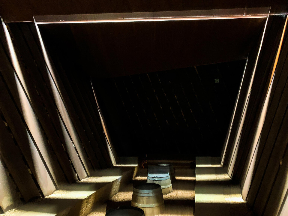 RCR Bell-lloc Winery藏在葡萄樹下的酒莊-西班牙建築之旅