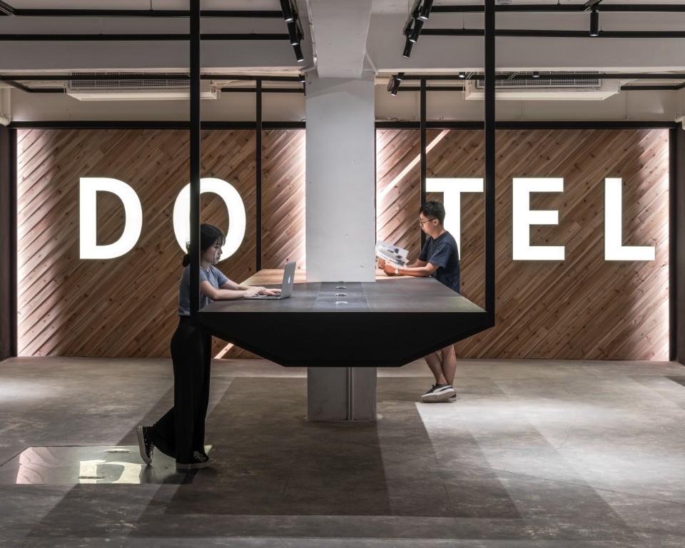 元項設計 x StudioX4 乘四研究所作品「DOTEL 板橋共享辦公空間」