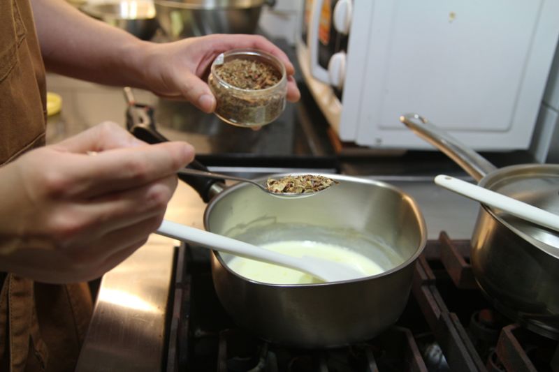巧克力研發創作過程。(PEKOE食品雜貨鋪。)
