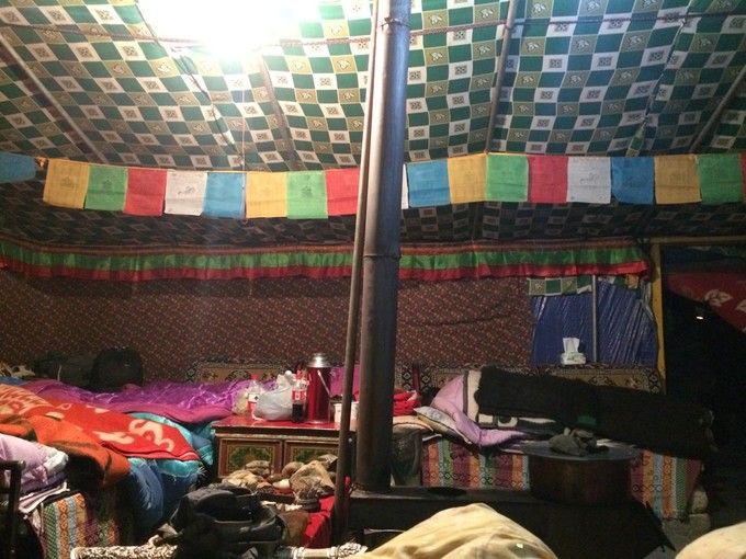 珠峰大本營帳篷內 圖片來源：網路資料