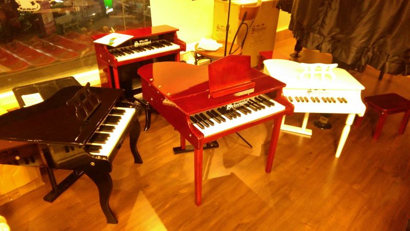 這麼可愛的玩具鋼琴真的能玩出音樂嗎？