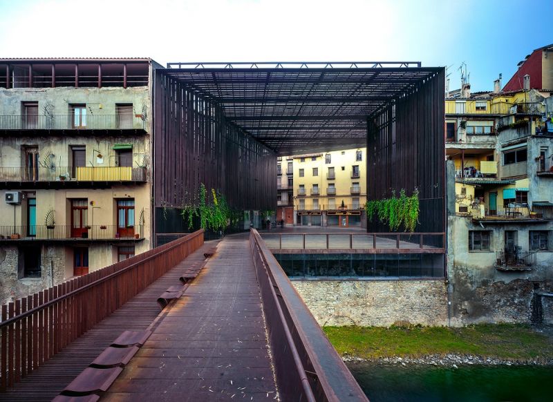 La Lira Theater Public Open Space;圖片提供/2017 The Pritzker Architecture Prize