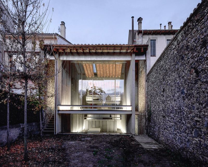 Row House 2012 Olot;圖片提供/2017 The Pritzker Architecture Prize