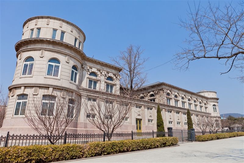從博物館到街景,處處都有俄羅斯、日本建築風格的影子。
