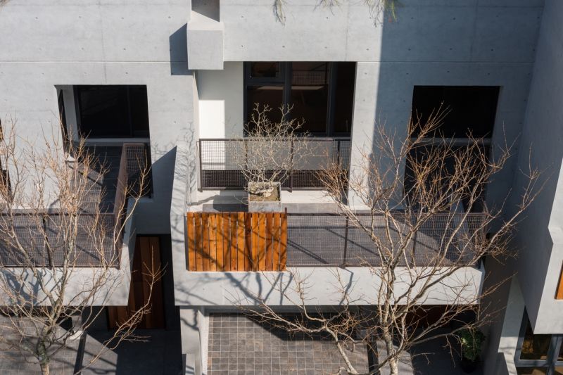 二樓露臺;攝影:Studio Millspace 揅空間工作室/Lucas K. Doolan