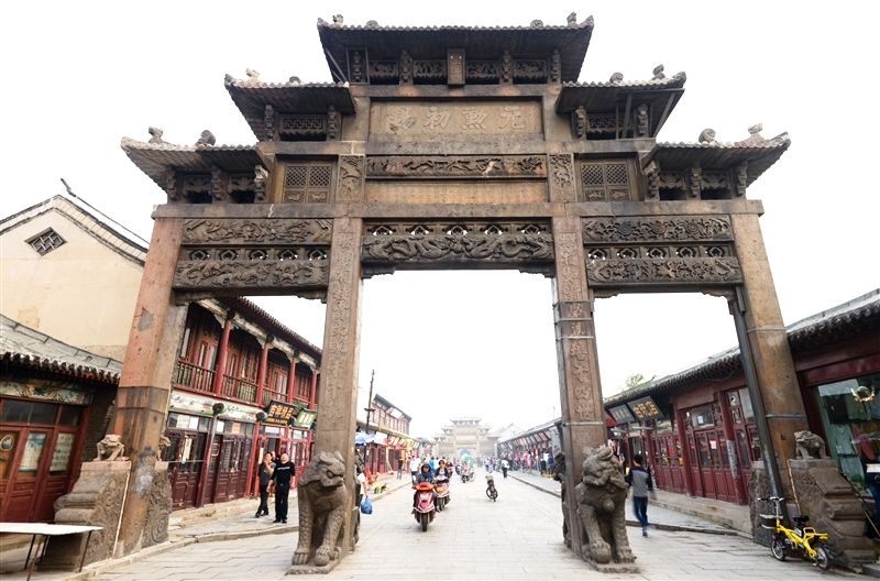 興城古城始建於明宣德三年(1428年)，是中國目前保存最完整的四座明代古城之一。