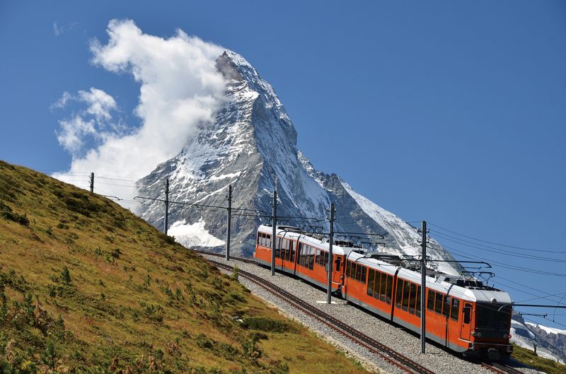 搭乘高納葛瑞特登山齒軌火車是欣賞馬特洪峰不同角度的最佳選擇。（照片提供：123RF）