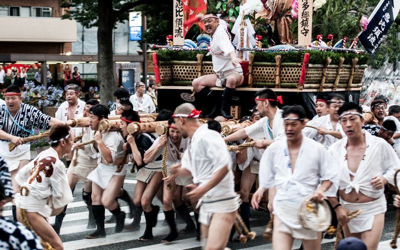 九州博多只园山笠 属于男人的热血丁字裤祭典