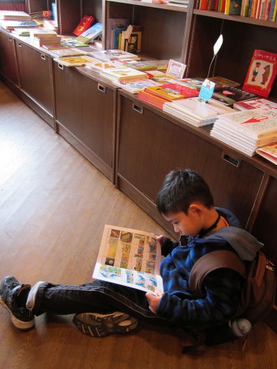 惠文堂一乘寺書店，有許多獨特的選書。（圖片提供：李清志）