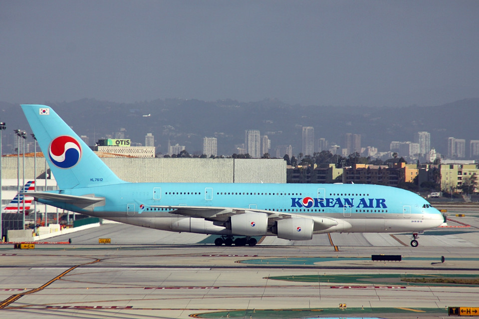 大韓A380常見於長程航線,圖片攝於洛杉磯機場(圖片來源:fabg)