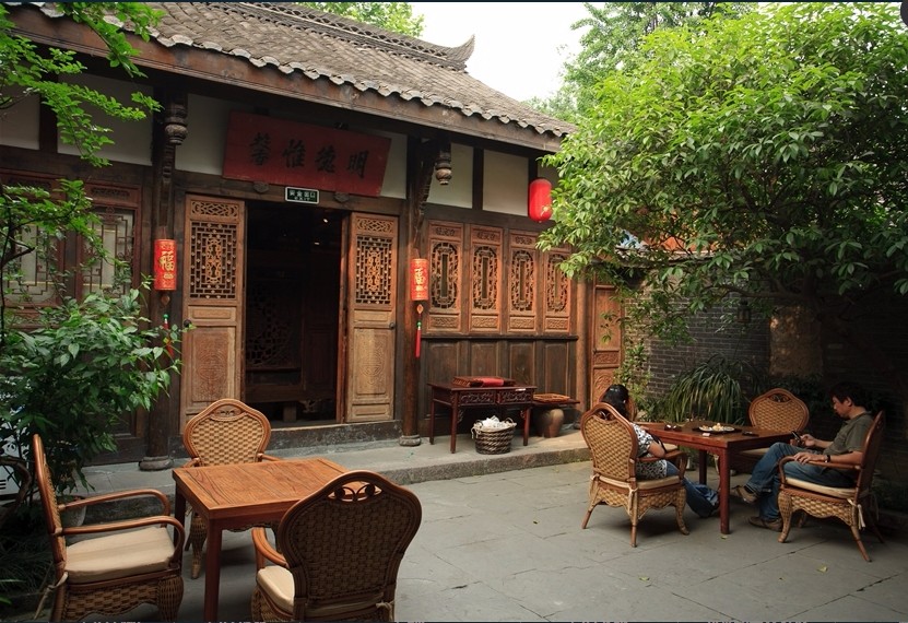 想體驗成都人悠閒的茶生活,來寬窄巷子就對了。(圖片來源欣傳媒)