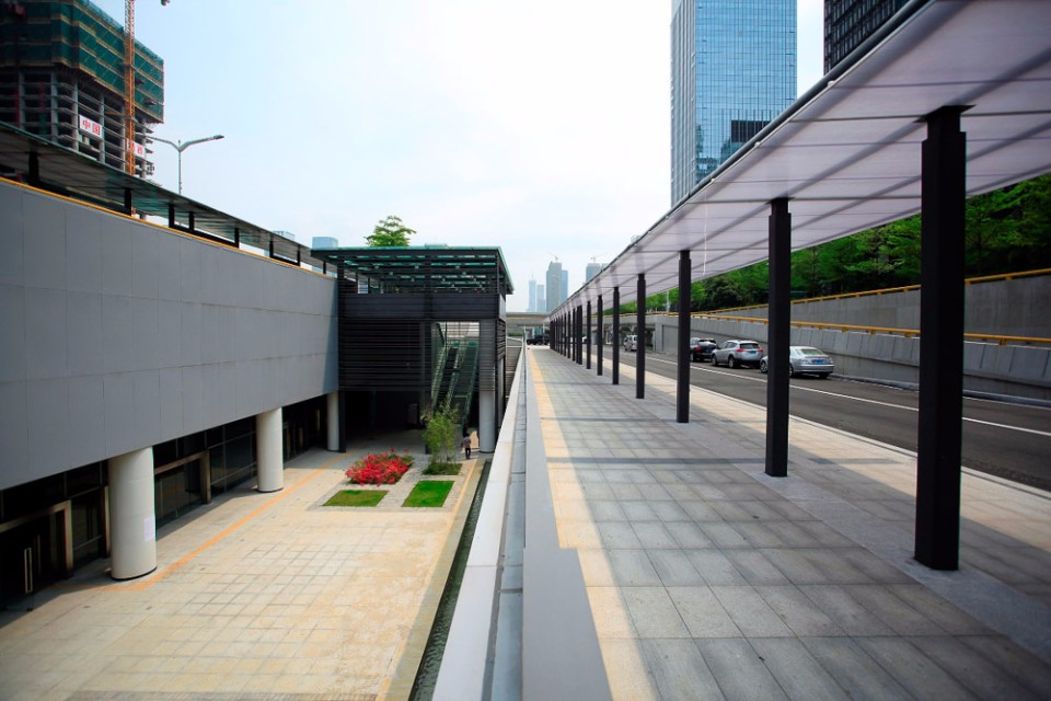 2017年香港建築師學會兩岸四地建築設計大獎 運輸及基礎建設項目卓越獎-深圳市福田站綜合交通樞紐工程;圖片提供/香港建築師學會