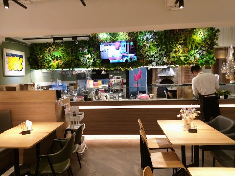 【美食】bubble cafe入口即化的舒芙蕾厚鬆餅、現烤薄