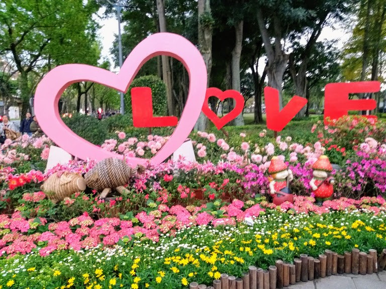 【旅遊】2019台北杜鵑花季，來「大安森林公園」尋柯P簽名吉