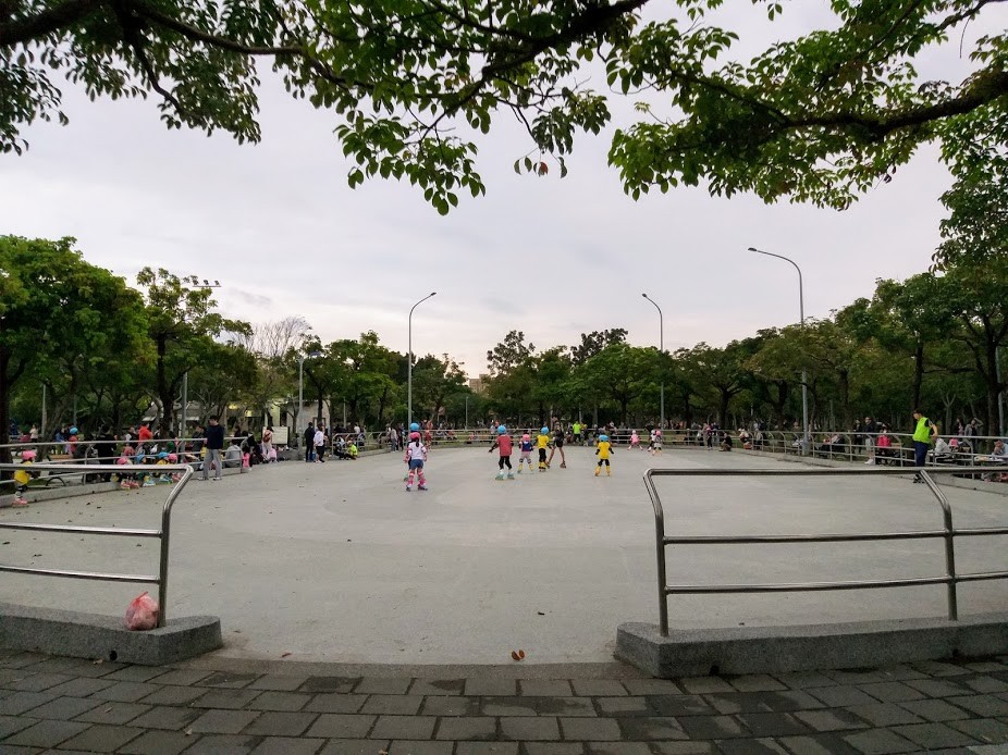 【旅遊】2019台北杜鵑花季，來「大安森林公園」尋柯P簽名吉