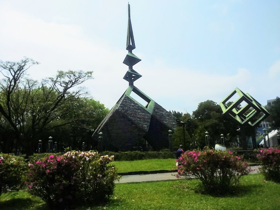 【旅遊】2019台北杜鵑花季，來「二二八和平公園」賞花尋百年