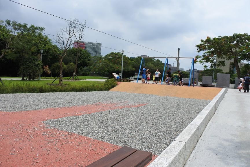 【旅遊】「華山大草原遊戲場」暑假免費親子旅遊景點，極限滑索、