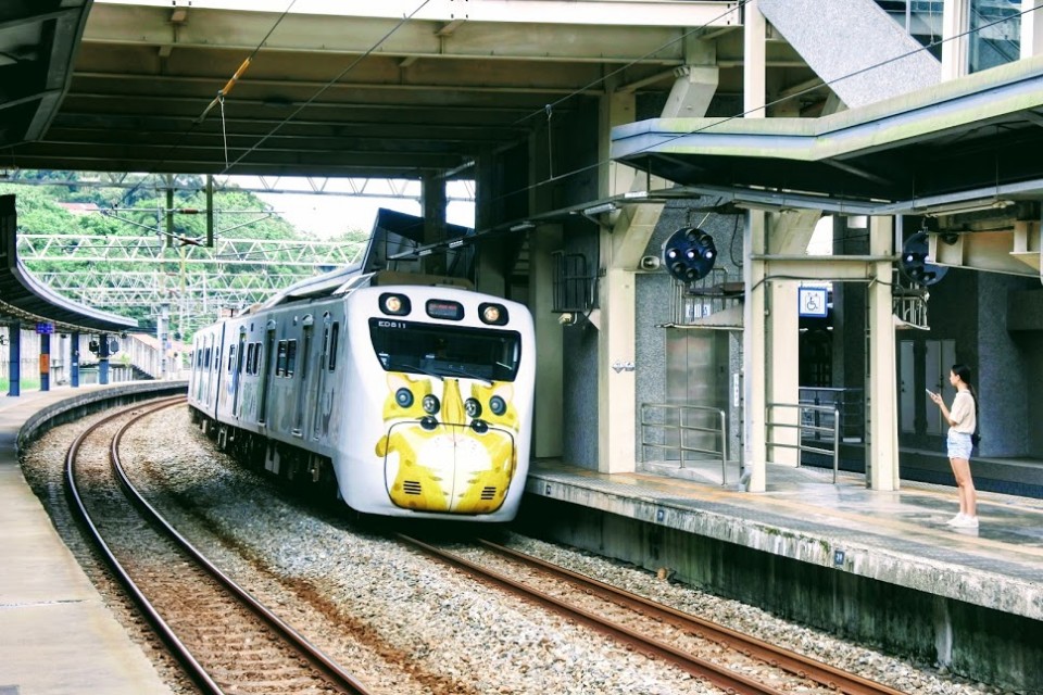 【旅遊】台北市萬華小旅行 - 里山動物列車、萬華火車站、百年