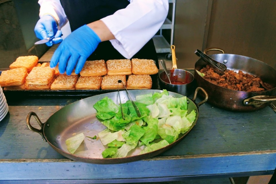 【美食】新北市板橋「50樓Café」景觀餐廳，美國極黑和牛、