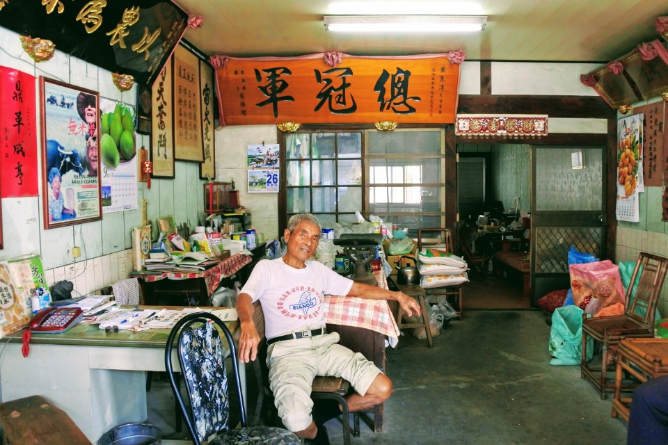 【旅遊】台南後壁「菁寮老街」聽崑濱伯說《無米樂》故事，林志玲