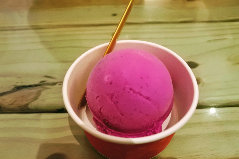 【美食】花蓮鳳林鎮「三立冰淇淋」，生乳冰淇淋、黑糖銼冰彷彿來
