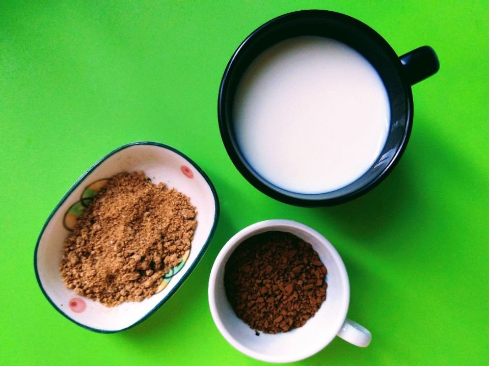 【美食】「黑糖道 - 醇黑糖」遵循古法炒製，黑糖咖啡拿鐵、黑