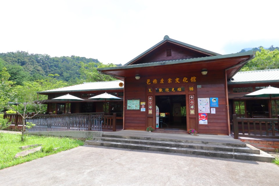 借問站走透透 小鎮風景 瓦祿產業文化館重現東河古風華刻劃三族共榮記憶 欣傳媒