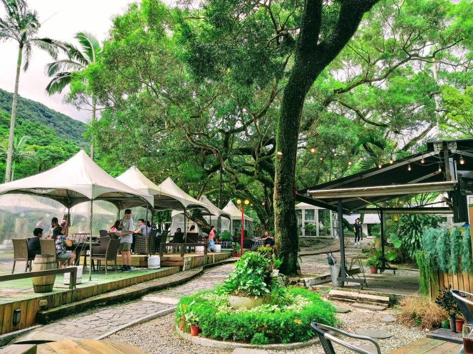 【美食】「聽雨軒X潼日本料理」外雙溪戶外庭園網美餐廳，陽明山