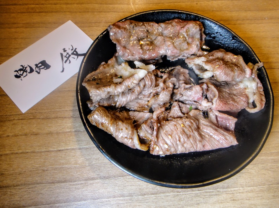 【美食】「燒肉殿-板橋旗艦店」新北市板橋吃到飽推薦，頂級和牛