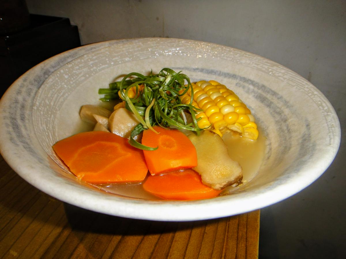 【美食】「燈來拉麵」蘆洲拉麵推薦，日式拉麵丼飯好美味、捷運三