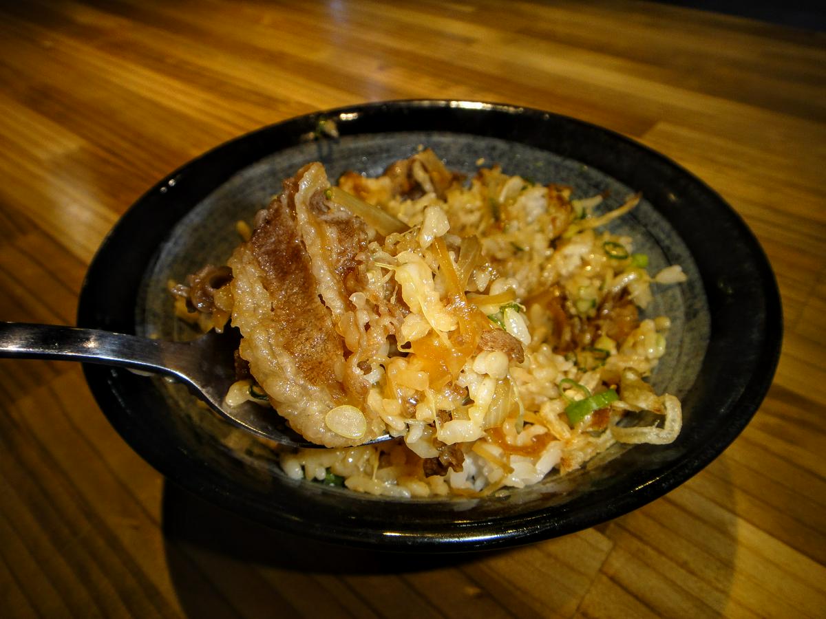 【美食】「燈來拉麵」蘆洲拉麵推薦，日式拉麵丼飯好美味、捷運三